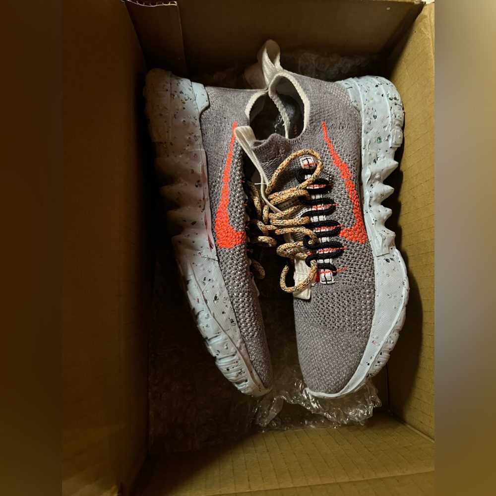 Women’s nikes